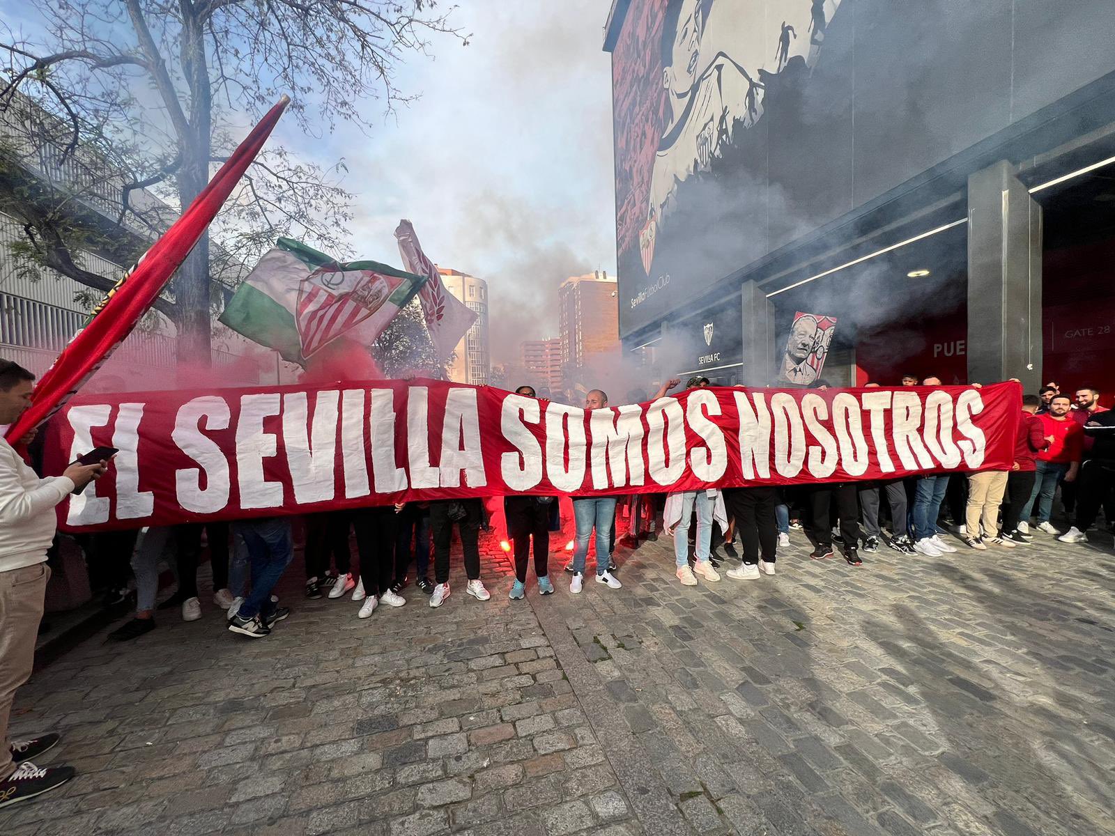Accionistas Unidos redobla la presión y reclama un cambio total en la dirección del Sevilla