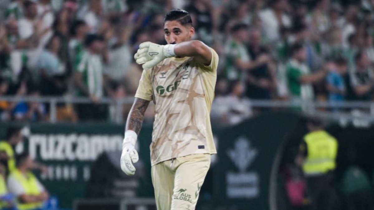 Álvaro Valles no entra en los planes de Luis de la Fuente