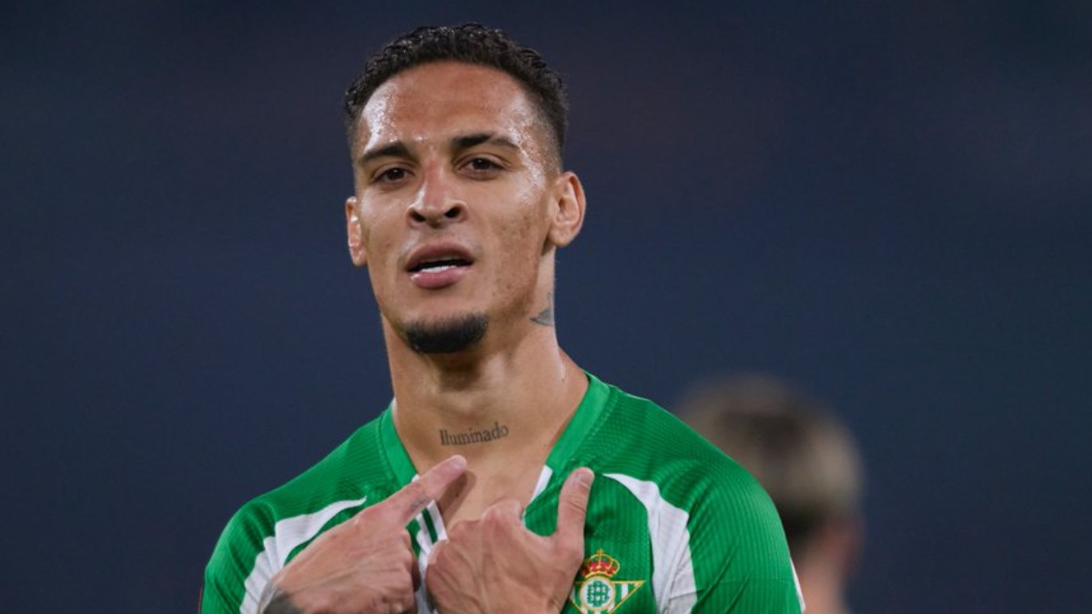 Antony, listo para reaparecer: el Arsenal asoma como el posible escenario de su regreso con el Betis