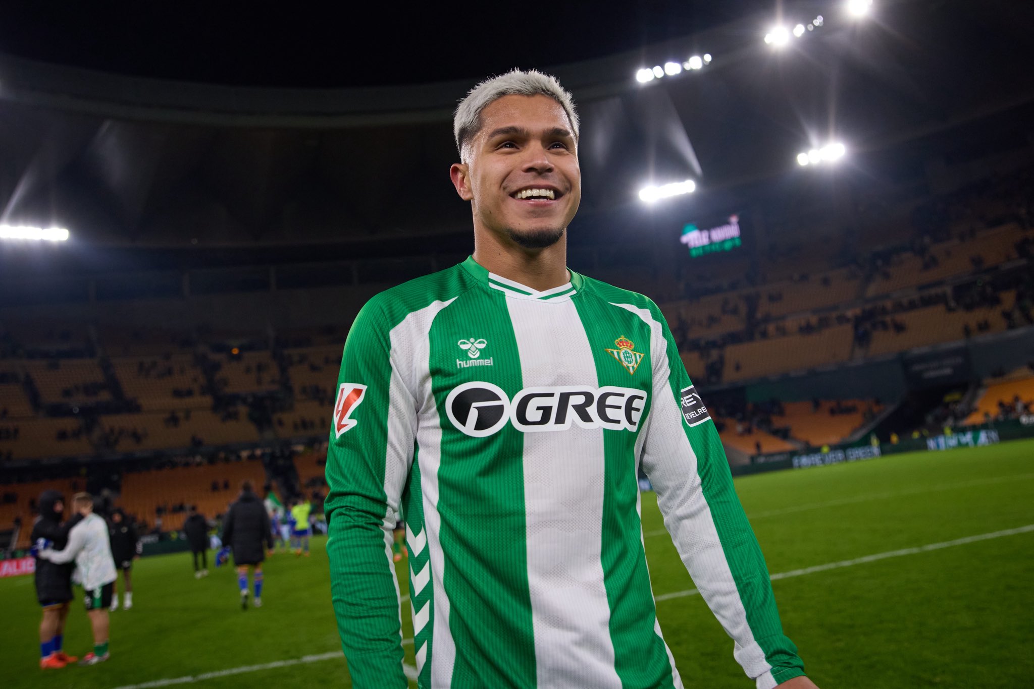 El Cucho Hernández celebra su salto al Mundial tras brillar en el Betis: “Es un sueño hecho realidad”
