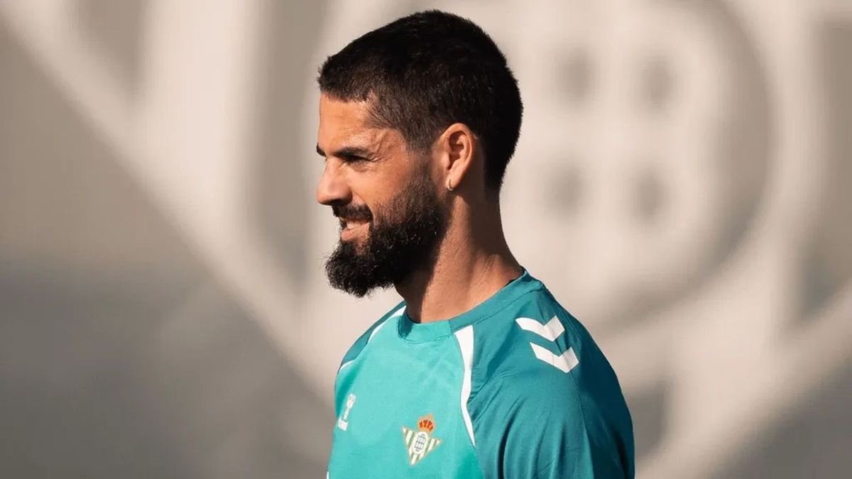 Isco no se detiene: el capitán del Betis retrasa sus vacaciones para llegar al 100% la próxima temporada