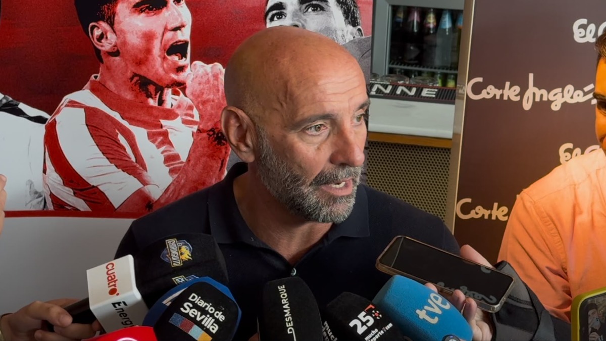 Monchi: "El Sevilla FC ha encontrado una buena línea de rendimiento y resultados"