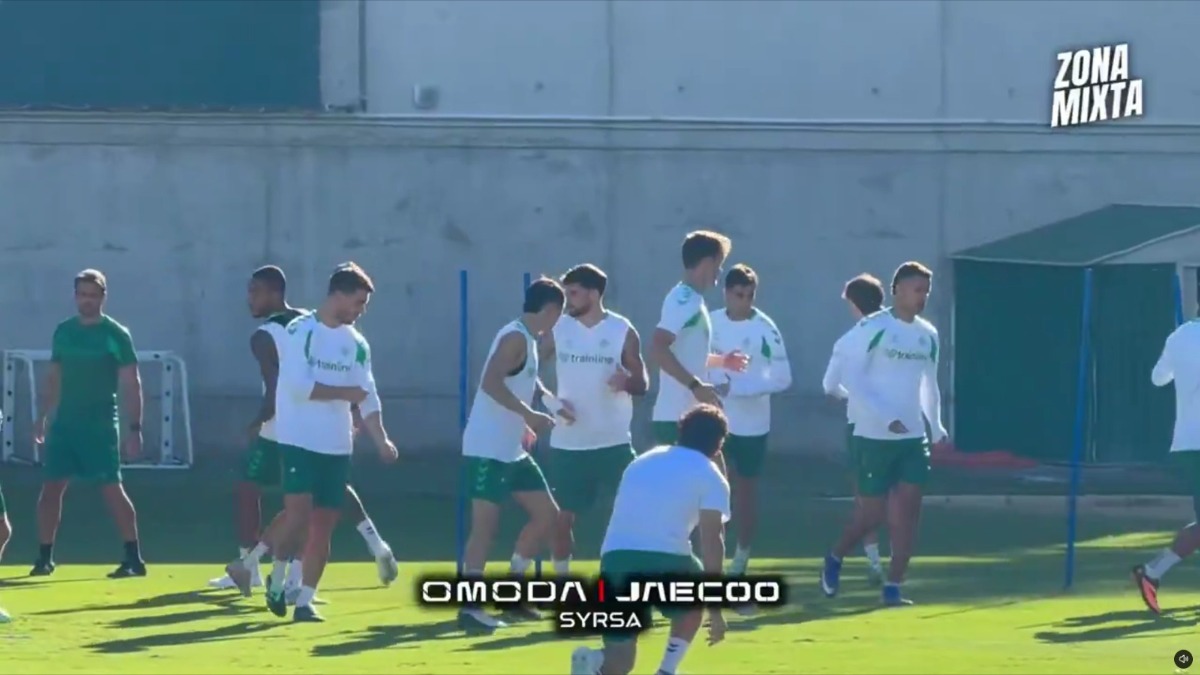 Aitor Ruibal y Álvaro Fidalgo, los grandes nombres propios en el entrenamiento del Real Betis