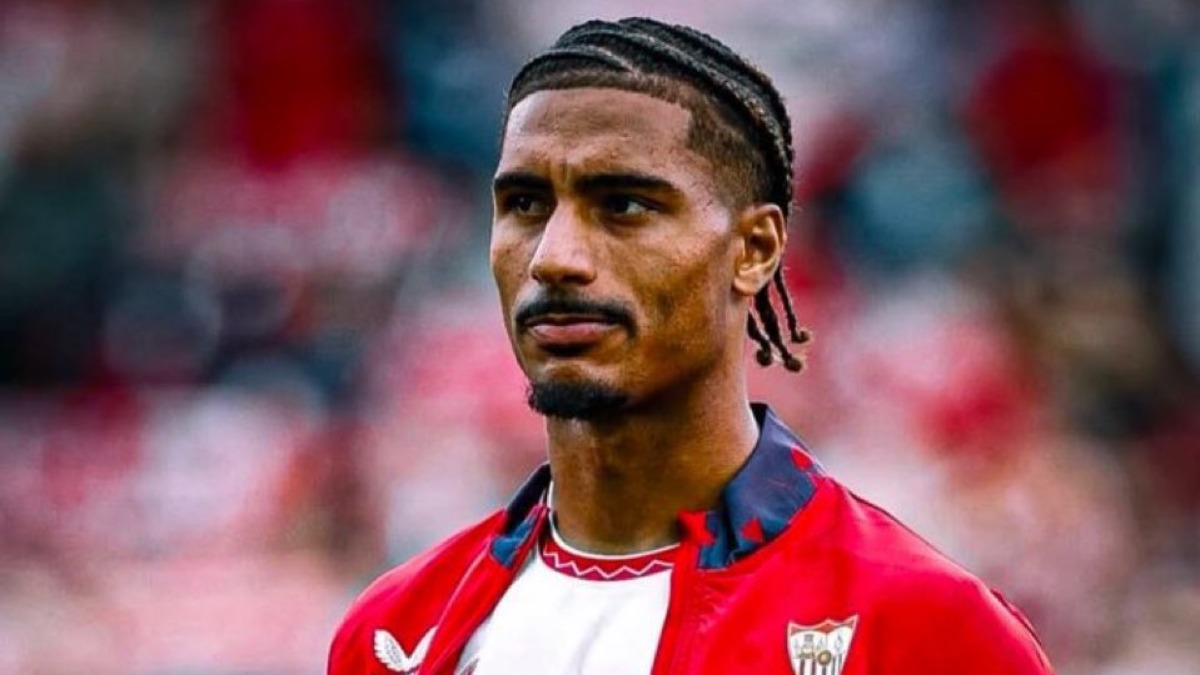 Badé avala el fichaje de Sangante y le señala el camino en el Sevilla
