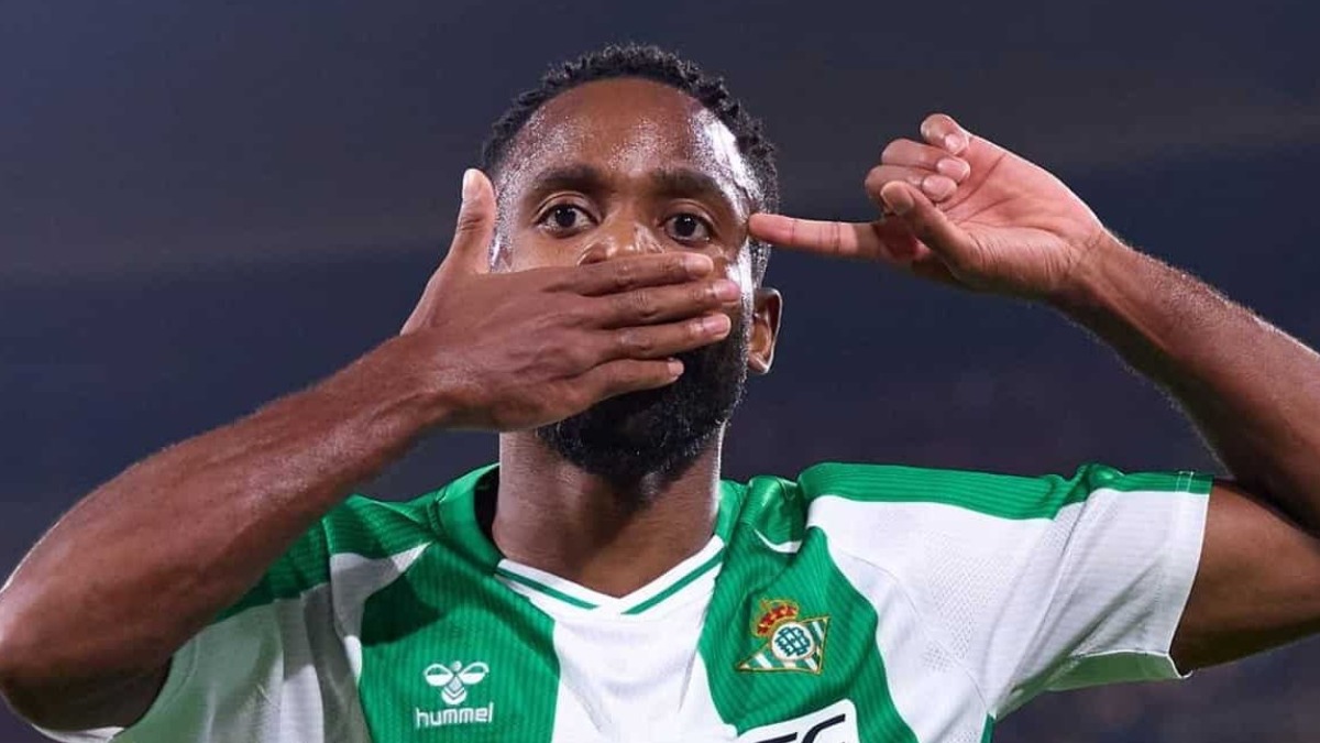 Bakambu se despide del Betis: "Me marcho con el corazón un poquito triste"