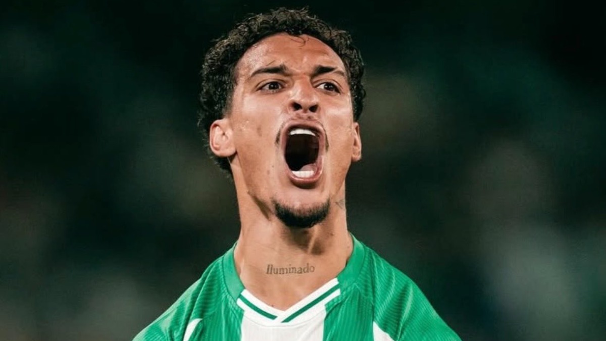 Confianza, fe y trabajo: la receta de Antony para ofrecer su mejor nivel en el Betis