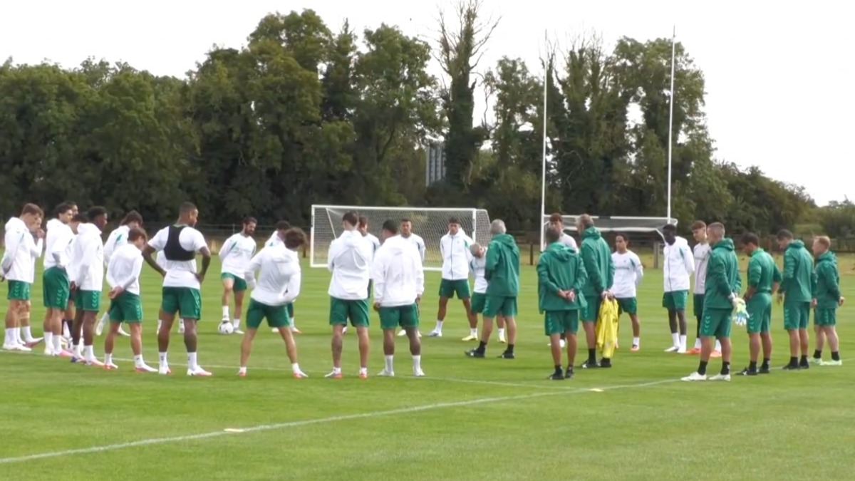 Primera sesión del Real Betis en Dublín: Cucho Hernández, Isco y Antony continúan con su puesta a punto