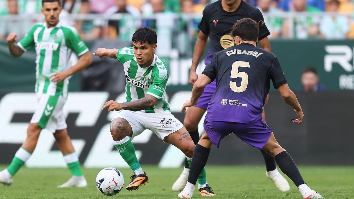 Cucho Hernández, un mes de baja