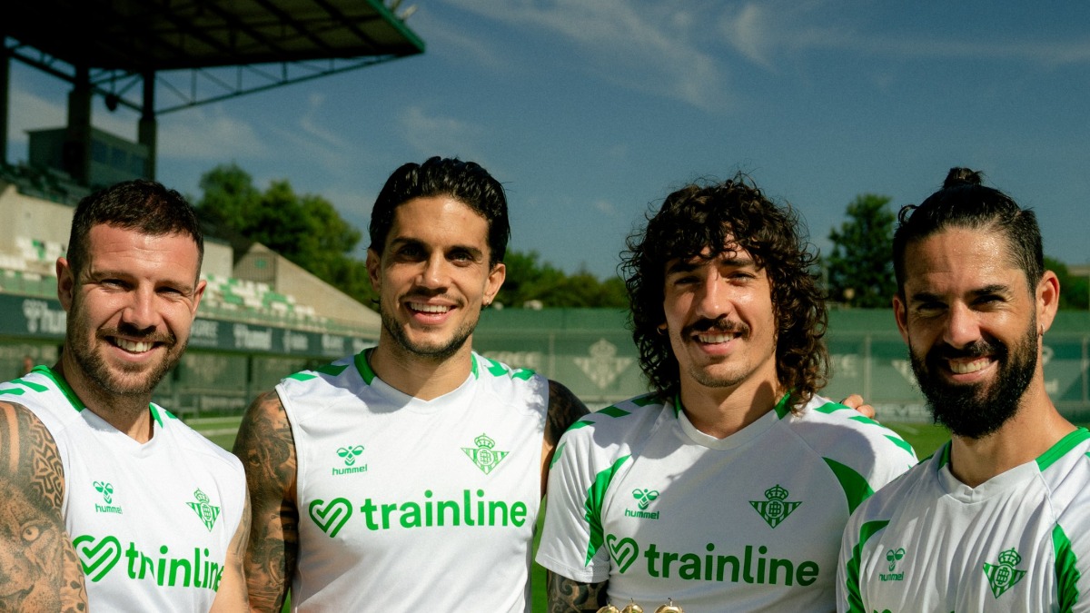 El buen ambiente del Betis se hace notar en el último entrenamiento antes de recibir al Getafe