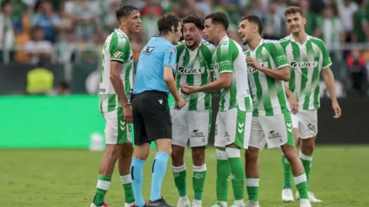 El Comité de Disciplina se 'ceba' con el Real Betis