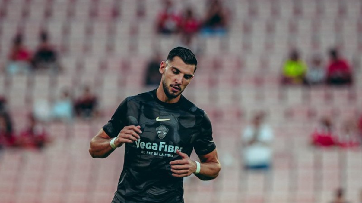 El Elche pone fin al contrato de cesión de Rafa Mir