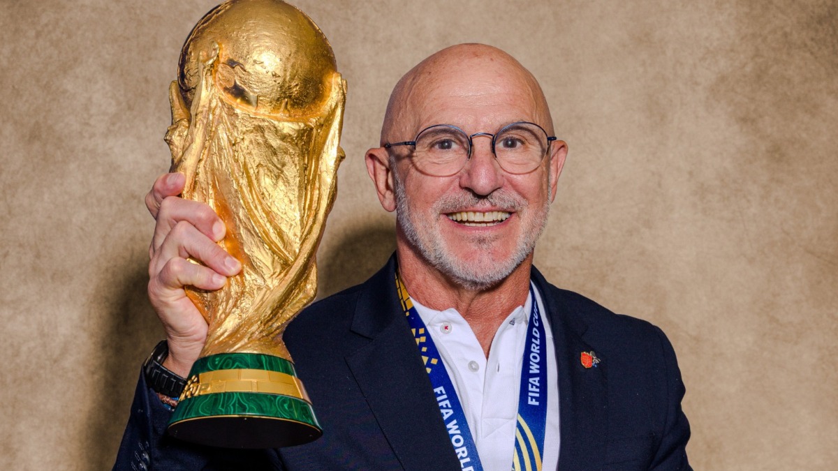 El mensaje del Sevilla a Luis de la Fuente tras coronarse campeón del mundo: "Uno Di Noi"