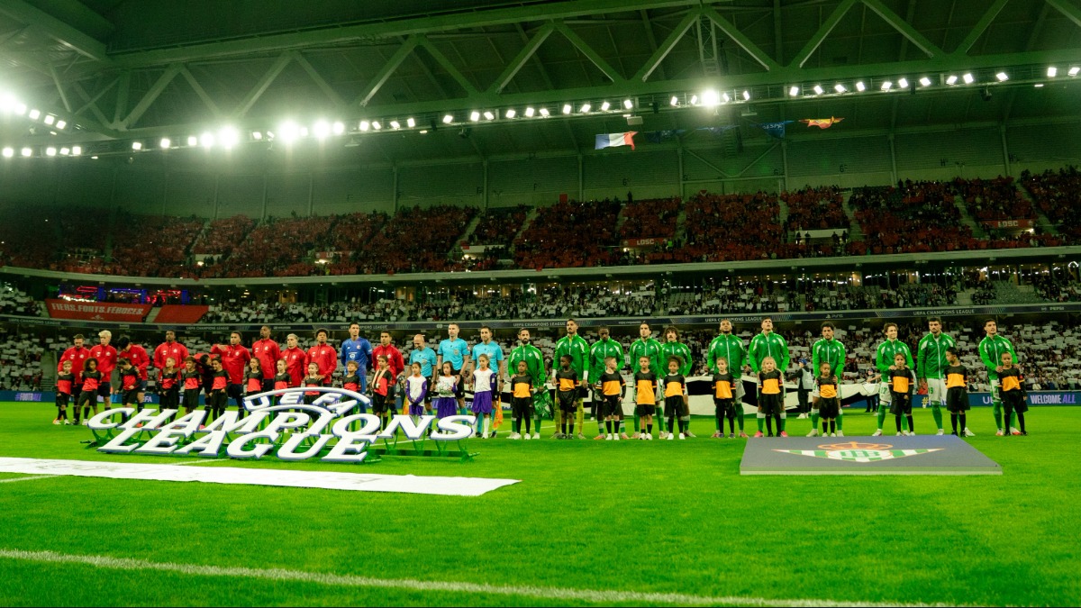 El precio de mantener la plantilla: el Betis afronta unas pérdidas de 15 millones de euros
