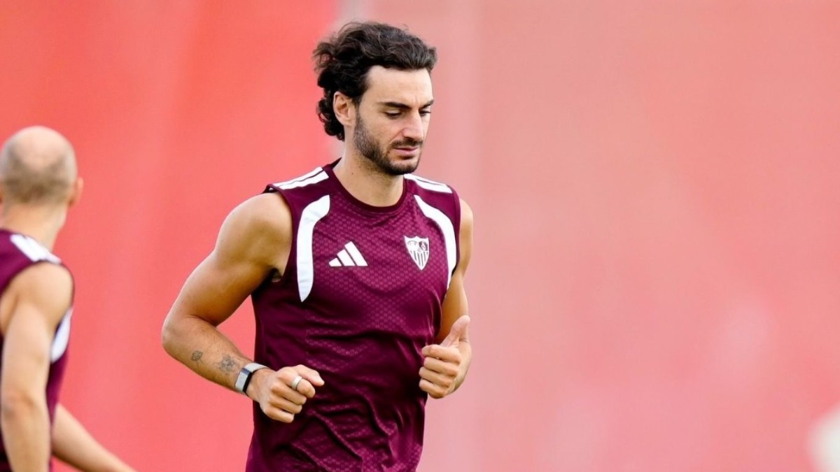 El Sevilla entrena con todo el grupo por primera vez en este curso
