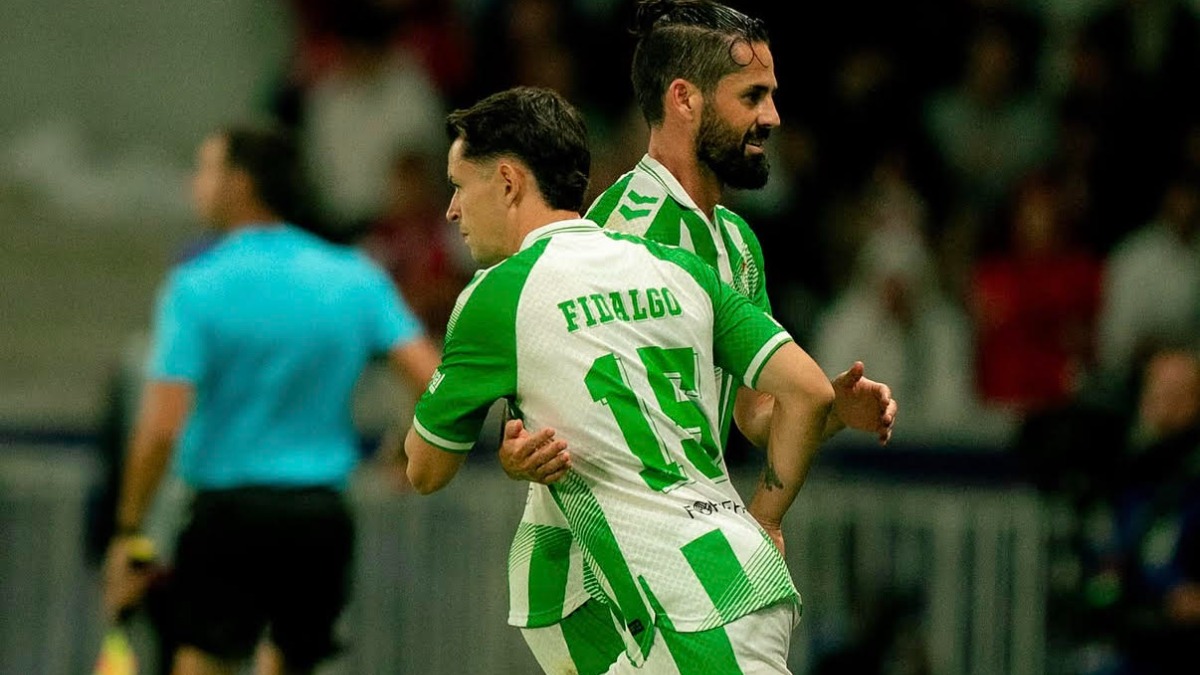 Fidalgo sobre su poca participación: "La competencia que tenemos es bestial. En el fútbol de élite no te regalan nada"