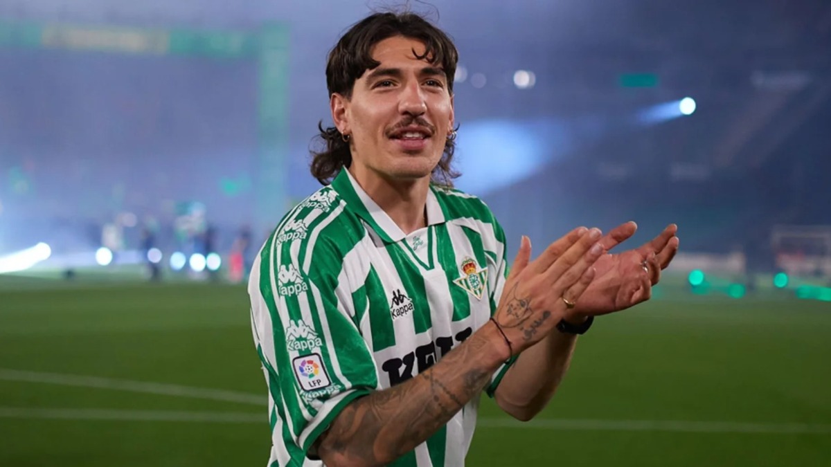 Héctor Bellerín desvela por qué rechazó un papel en 'La bola negra'