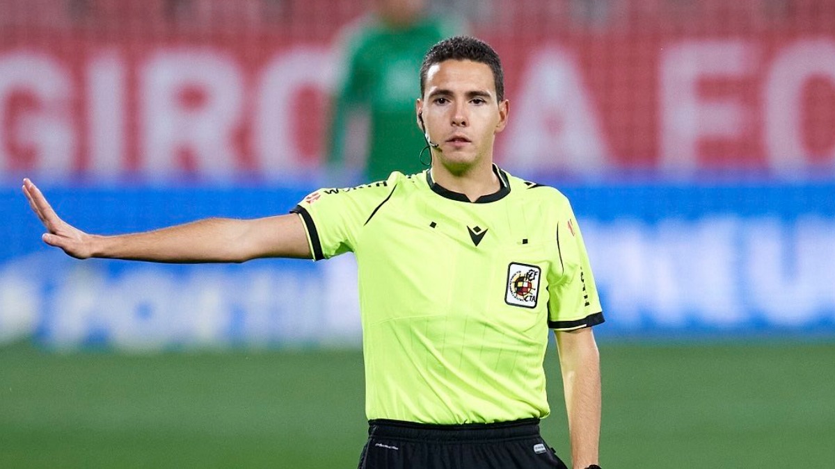 Hernández Maeso, un árbitro con precedentes poco favorables para el Betis