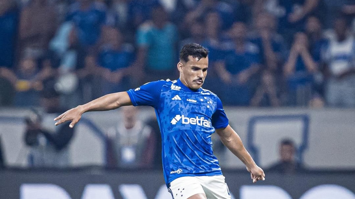La puerta de Kaiki Bruno se abre para el Betis: El jugador rechaza la oferta del Como 1907