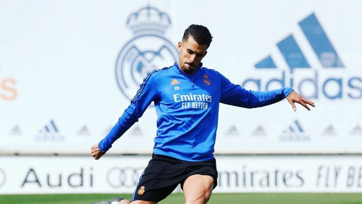 Los términos que deberán estudiar el Betis y Ceballos para ejecutar su fichaje