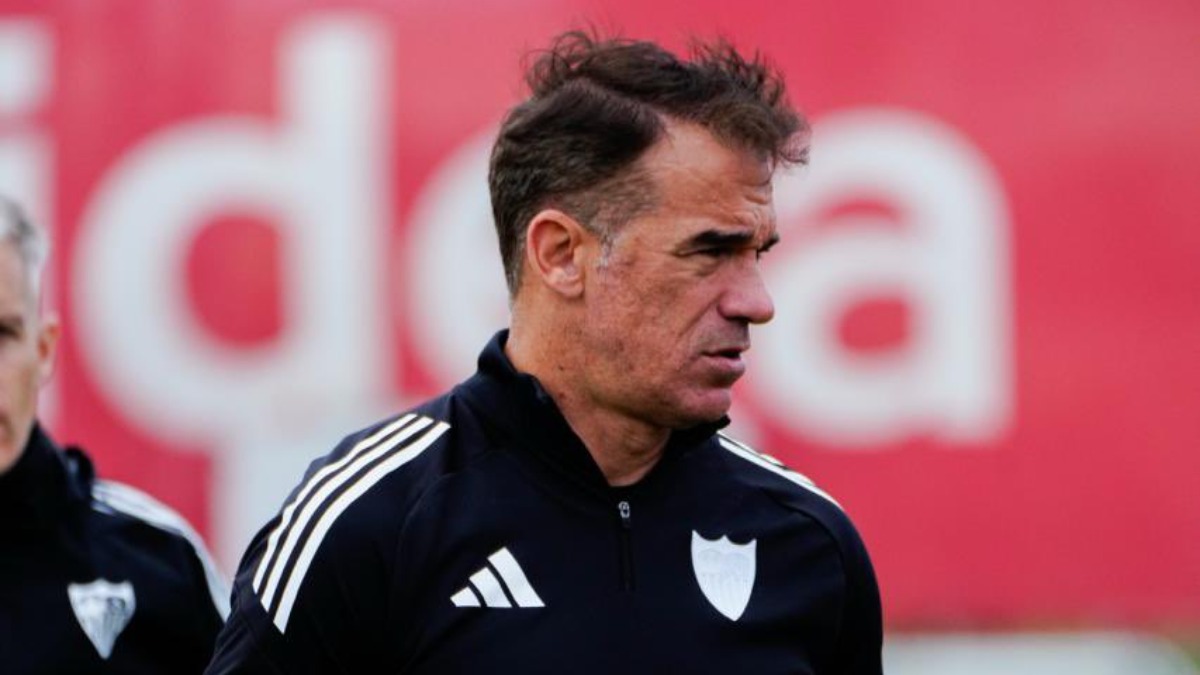 Luis García Plaza indica el camino de su Sevilla: “No queremos salvarnos al final"