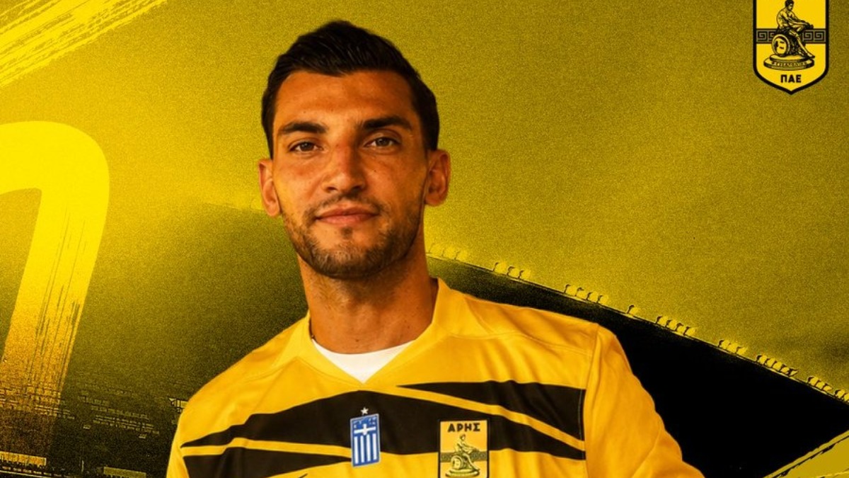 Oficial: Rafa Mir, cedido al Aris girego