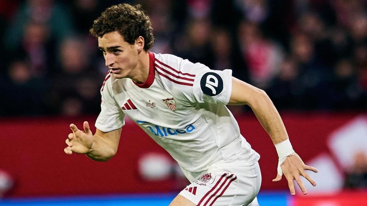 Manu Bueno se queda en el Sevilla FC y tendrá ficha del primer equipo