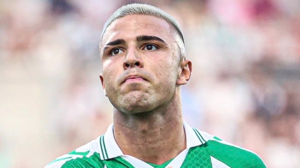 Pablo García viaja con el Betis a Valencia pese al interés del Olympiakos