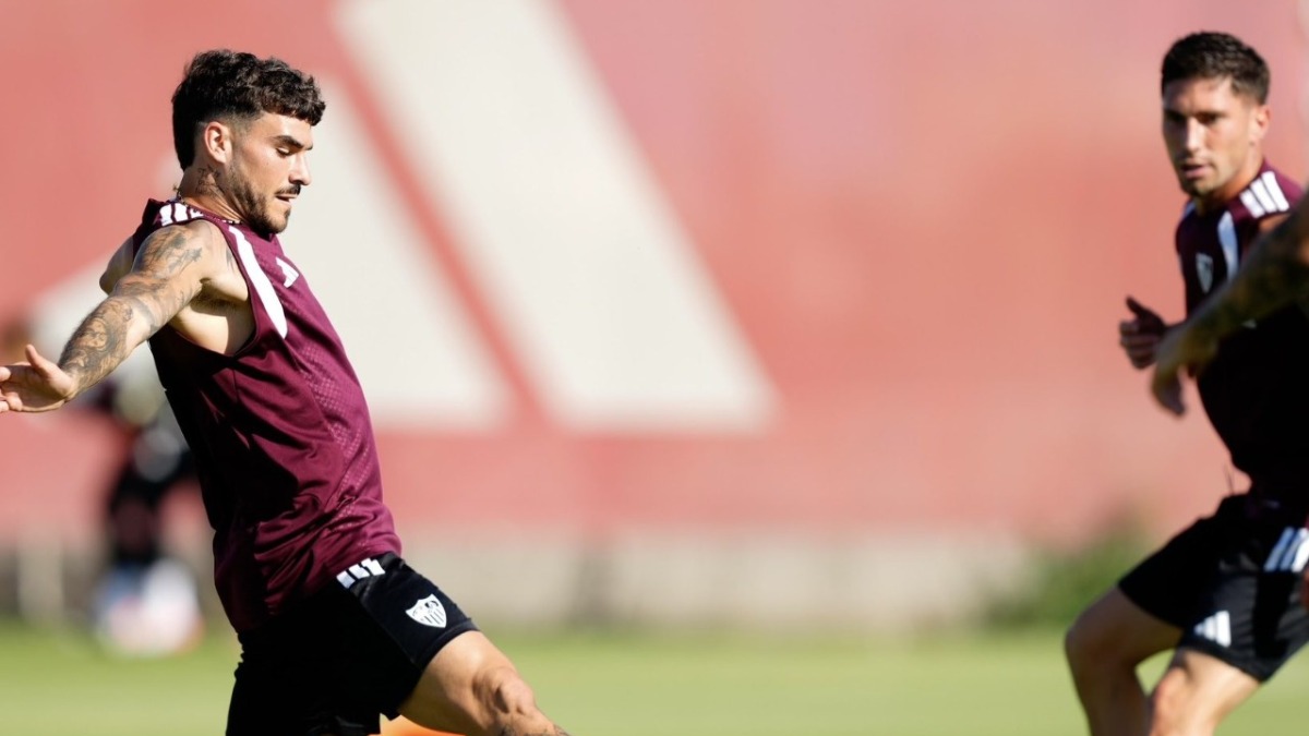 Sesión de recuperación tras la derrota ante el Barcelona